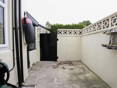 Picture 4